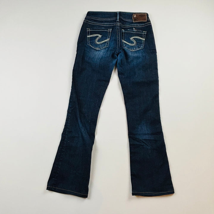 Silver "Kingston" Jeans - Size Women's 25 Waist/32 Length (10 Youth)