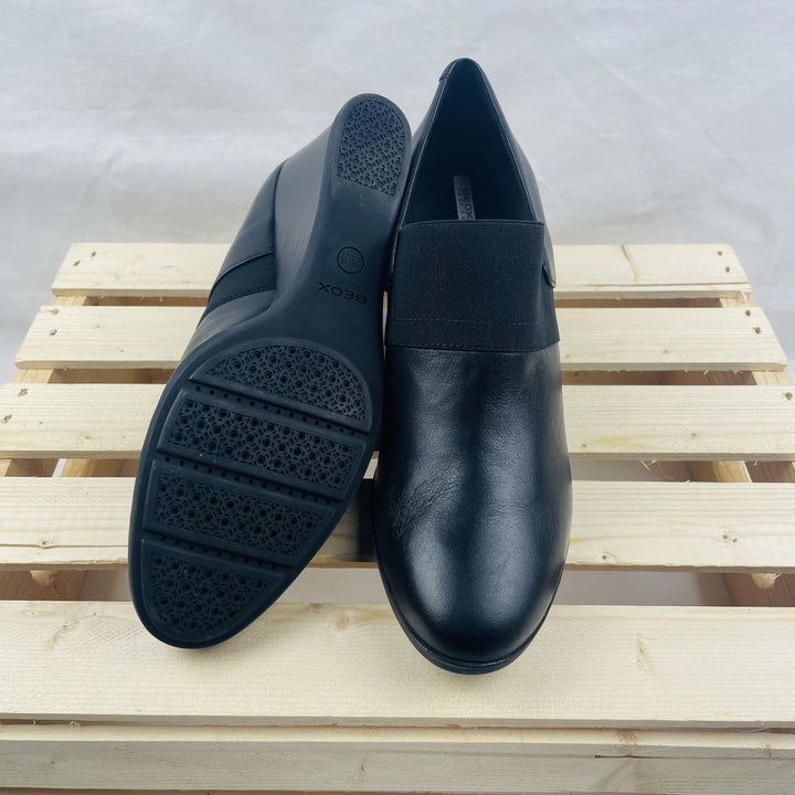 Geox Wedge Nappa Shoes - Size 9 Women's (40 EUR)