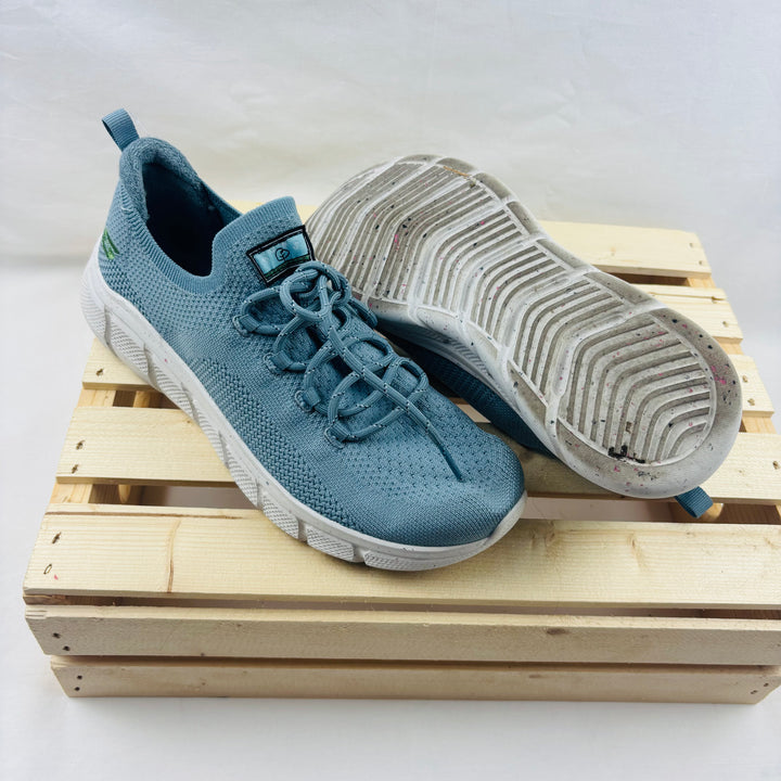 Sketchers Athletic Shoes - 9.5 Women (39.5 EU)