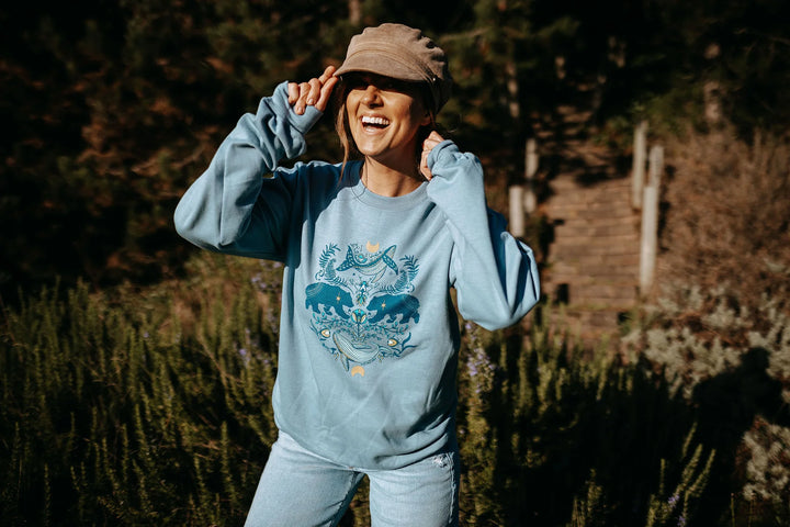 West Coast Karma - Cottage Bear Colourful Sweatshirt in Stone Blue