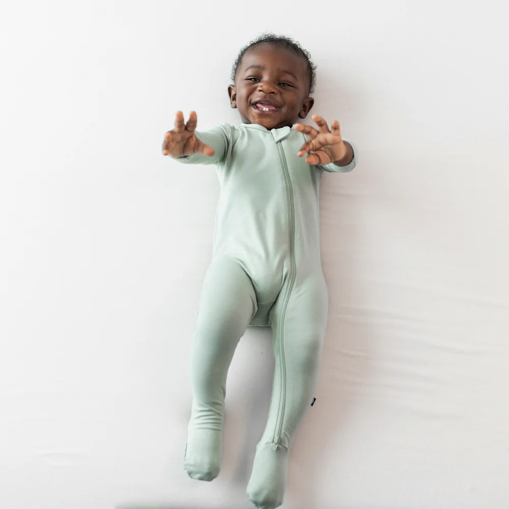 Kyte Baby - Newborn Bamboo Zippered Footie