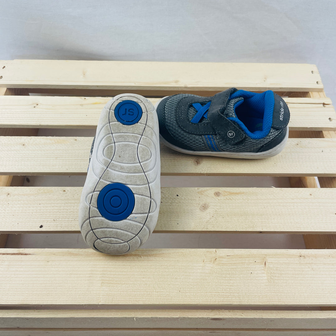 Stride Rite Running Shoes - Size 5 Toddler (21 EUR)