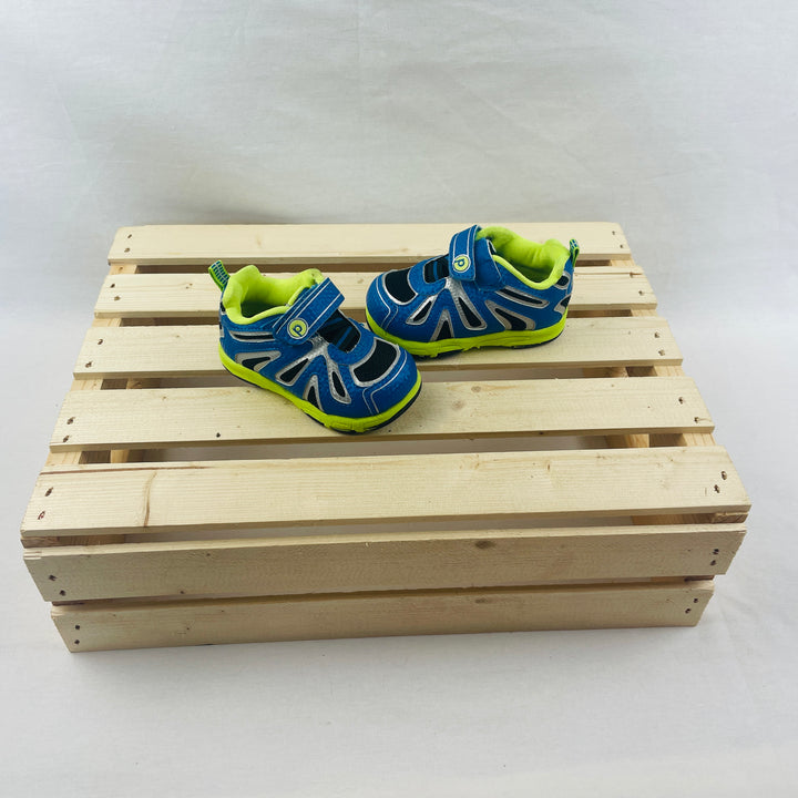 Pediped Running Shoes - Size 5 Toddler (20 EUR)