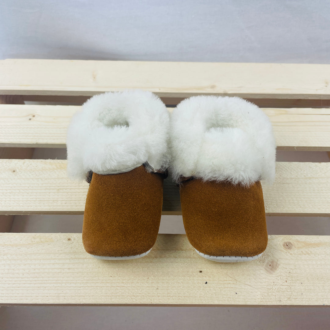 Hey Folks Sheep Skin Booties - Size 1 Baby