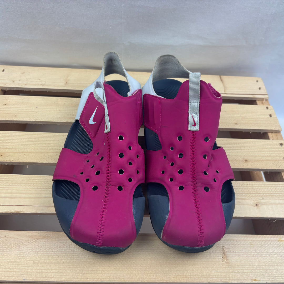 Nike Kids Sandals - Size 3 Youth