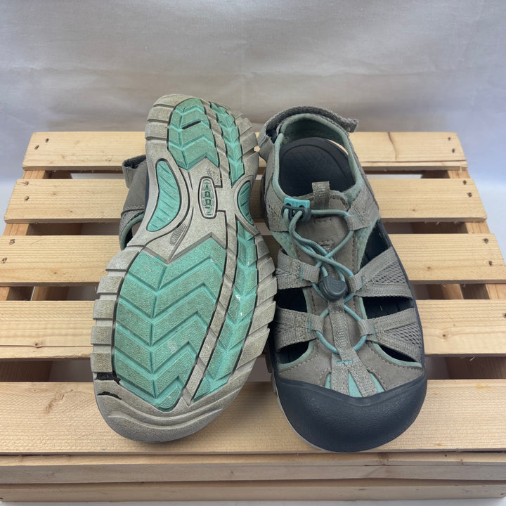 Keen Sandals - Size 8 Women&