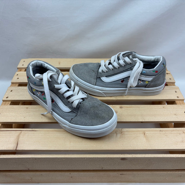 Converse Fashion Sneakers - Size 2 Youth (32.5 EU)