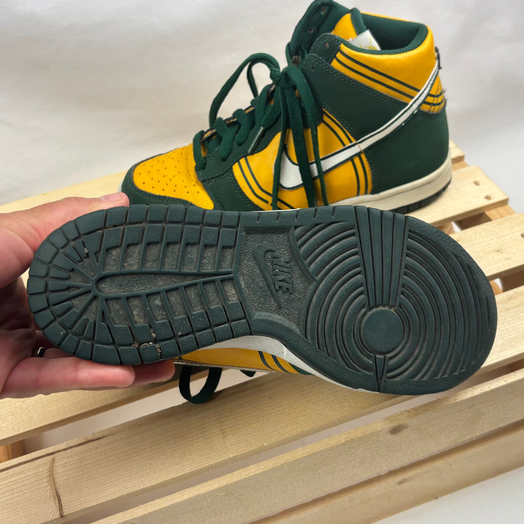 Nike Kids Basketball Hi-top Shoes - Size 4 Youth