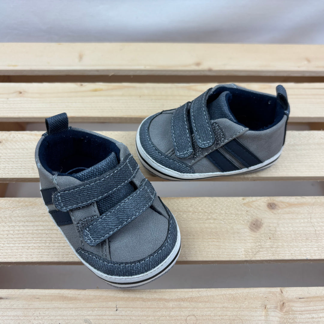 Robeez Baby Shoes - Size 1-2 Baby/Toddler (0-6M)