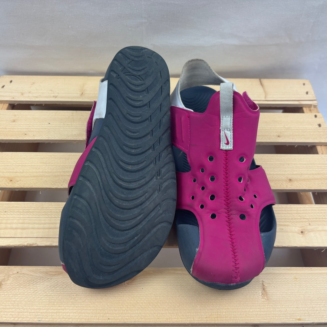 Nike Kids Sandals - Size 3 Youth