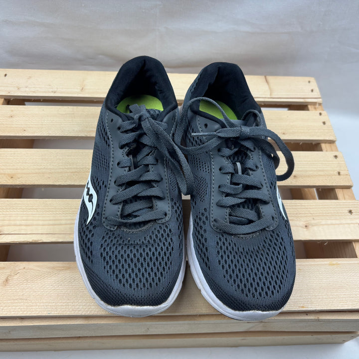 Saucony "Grid Ideal" Running Shoes - Size 6 Women&