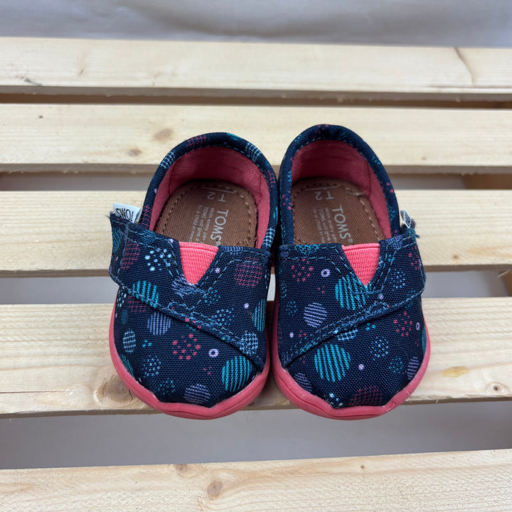 Toms Shoes - Size 2 Baby (3-6M)