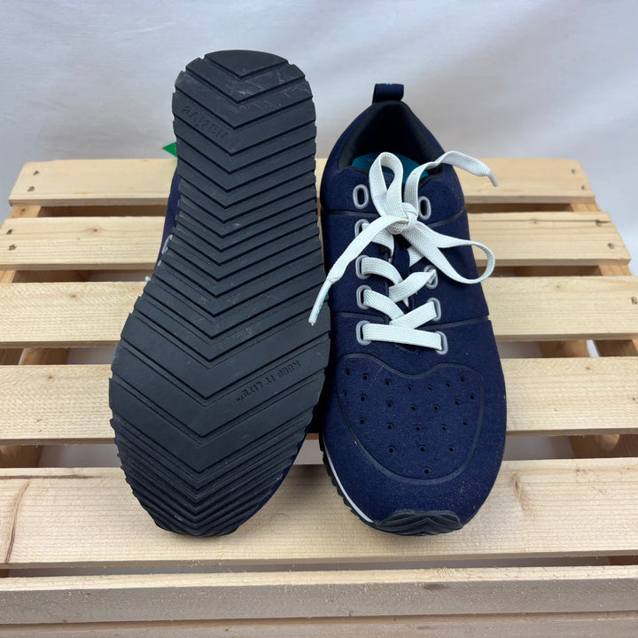 Native "Cornell" Shoes - Size 5.5-6 Women&