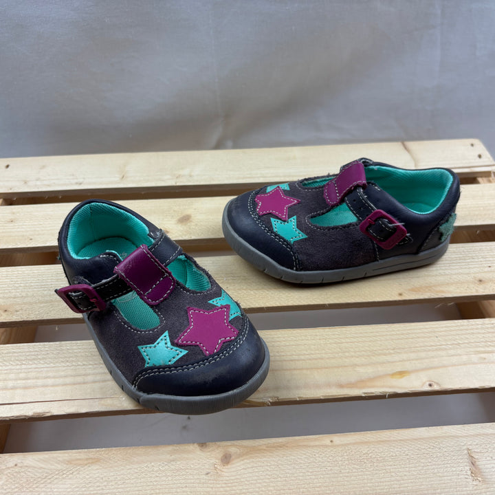 Clarks Kids Shoes - Size 5.5 Wide Toddler