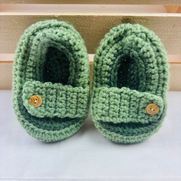 Baby Hand Made Knit Slippers - Size 6-12 Months