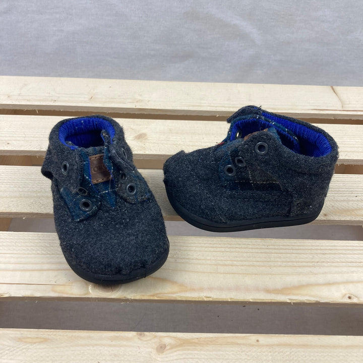 Toms Shoes - Size 2 Kids/Baby - Pitter Patter Boutique