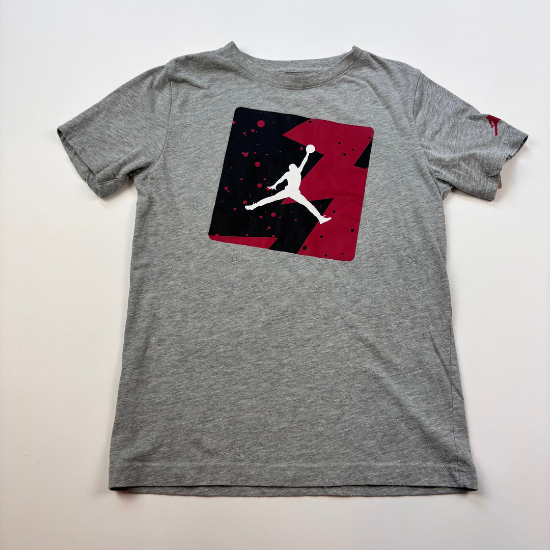 Air Jordan T-Shirt - Size Youth Medium (10-12Y)