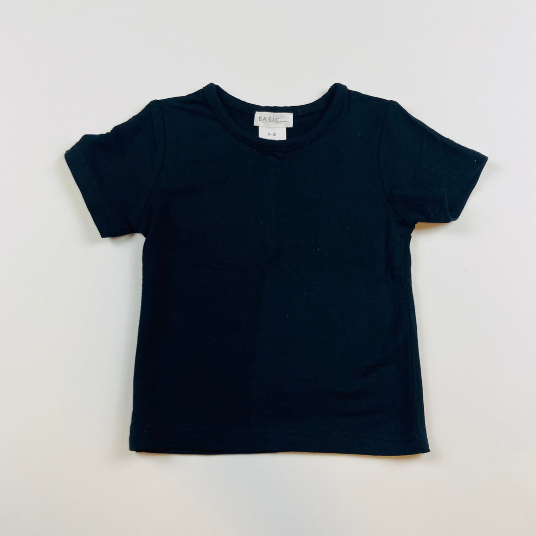 Basics T-Shirt - Size 1-2 Years