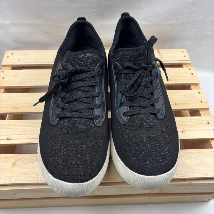 Vessi Weekend Classic Waterproof Adult Shoes - Size 9 Men&