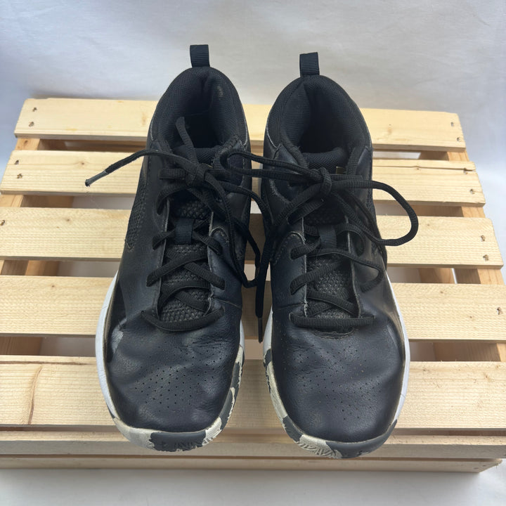 Under Armour Basketball High Top Shoes - Size 4.5 Youth (36.5 EUR)