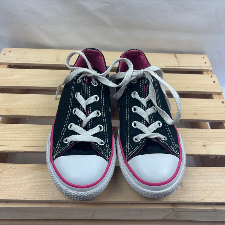 Converse Kids Shoes - Size 1 Youth