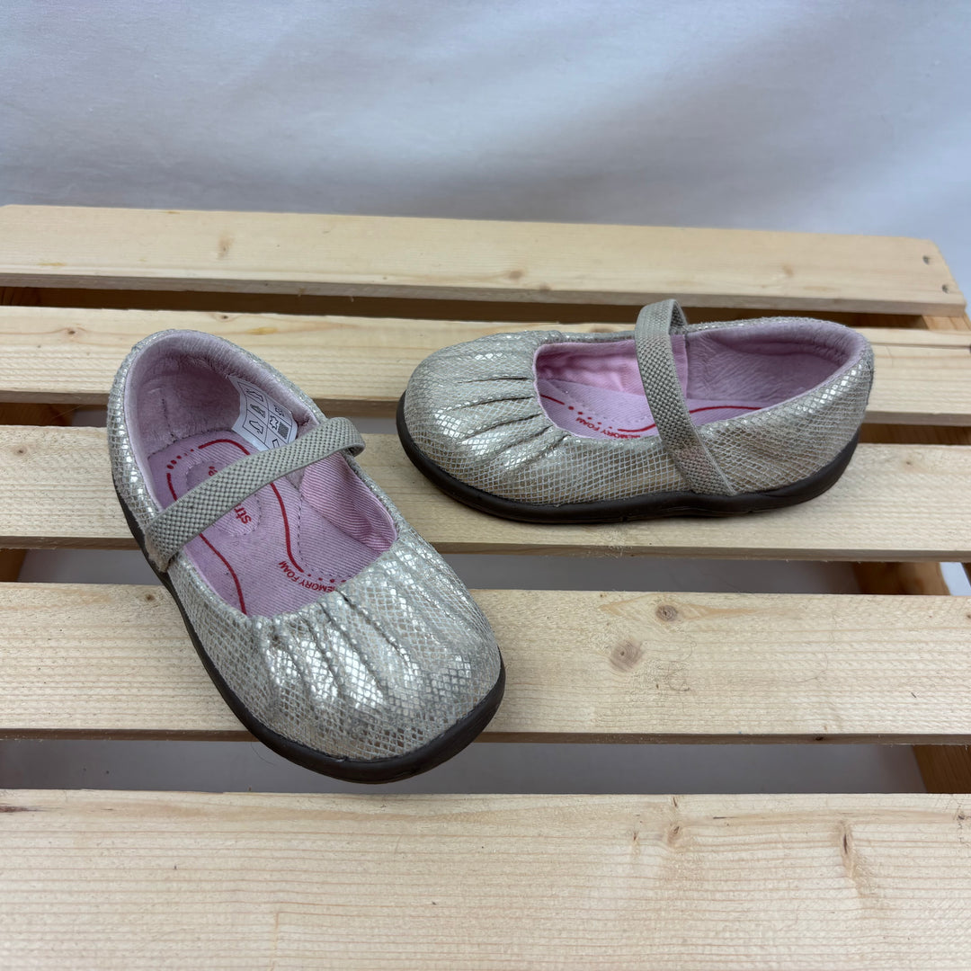 Stride Rite Kids Shoes - Size 5 Wide Toddler (21 EU)