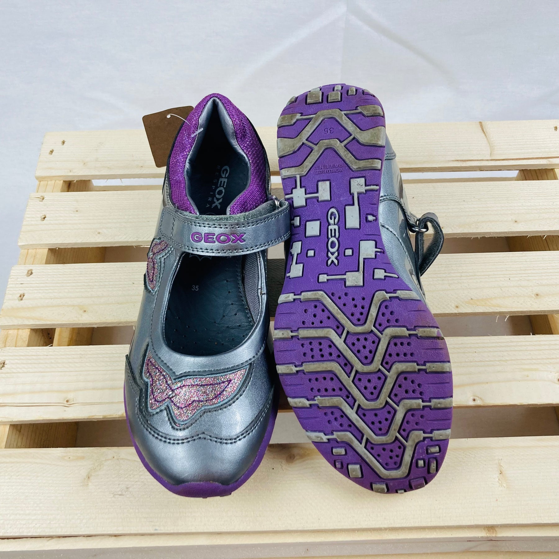 Geox Youth Girls May Jane Shoes Pitter Patter Boutique Canada Consignment Pre loved