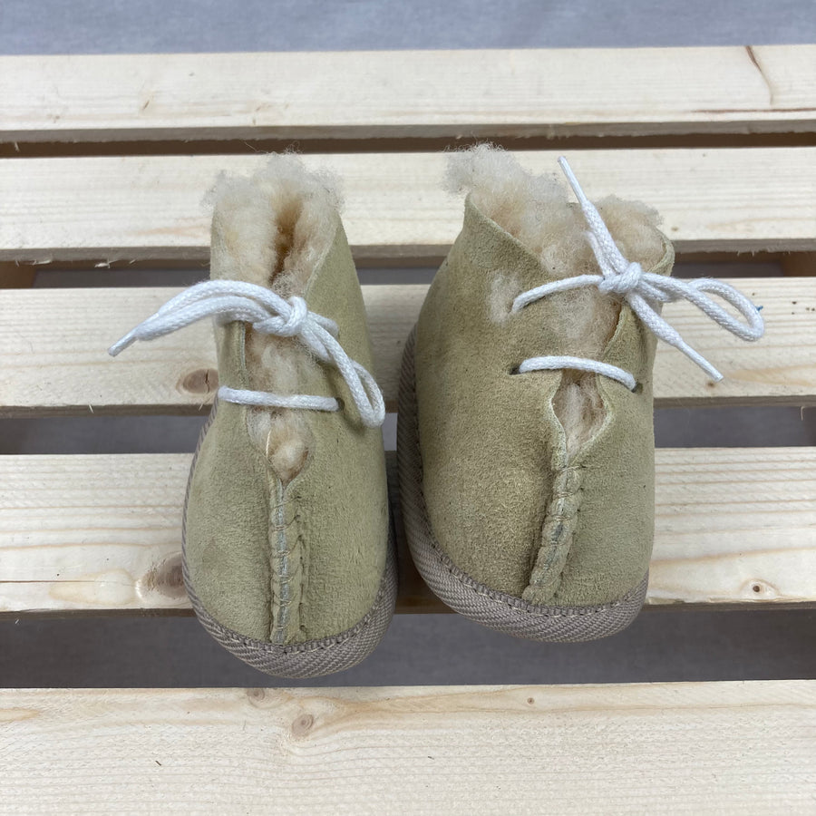 Sheepskin Baby Booties - Size 0-3 Months (Size 1) - Pitter Patter Boutique