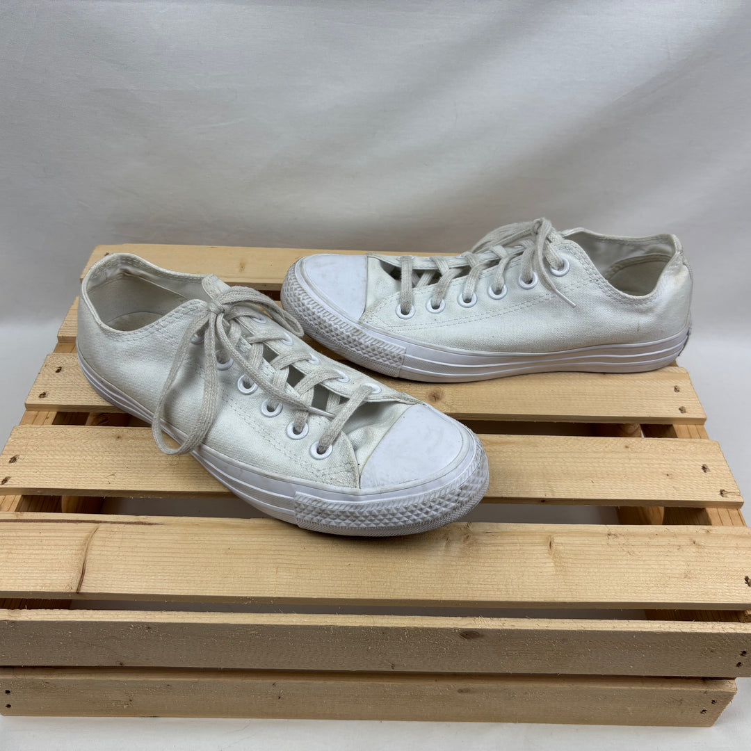Converse Shoes - Size 7.5 Women&