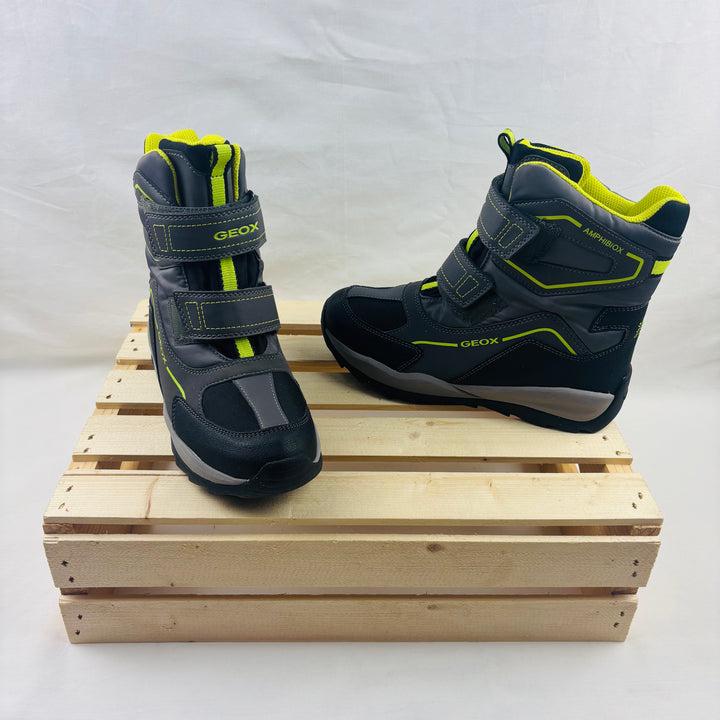 Geox Winter Amphibiox Waterproof Boots - Size 5 Youth