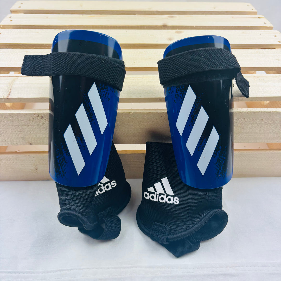 Adidas Kids Size Small Shin Pads