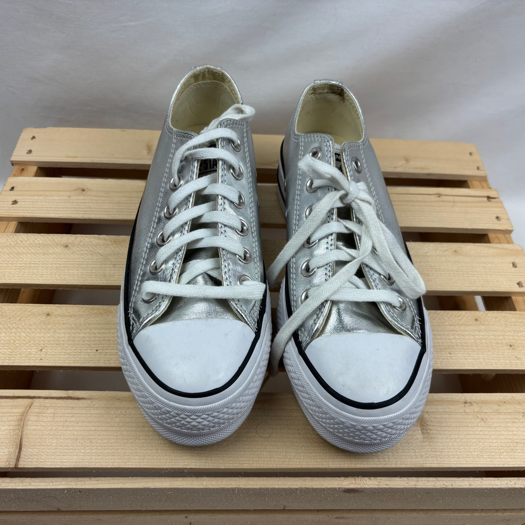 Converse Shoes - Size 6 Women&