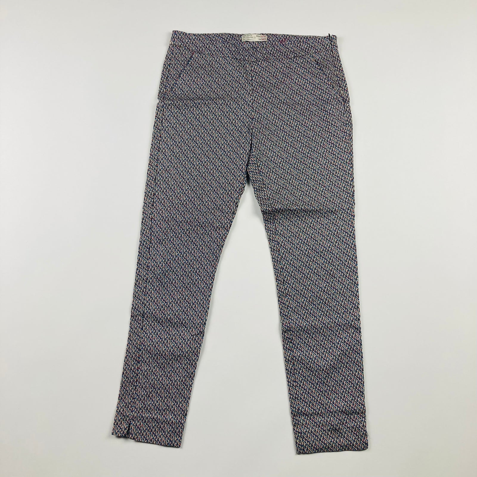 Zara Youth Used Crop Lenght Pants in Blue and Red.