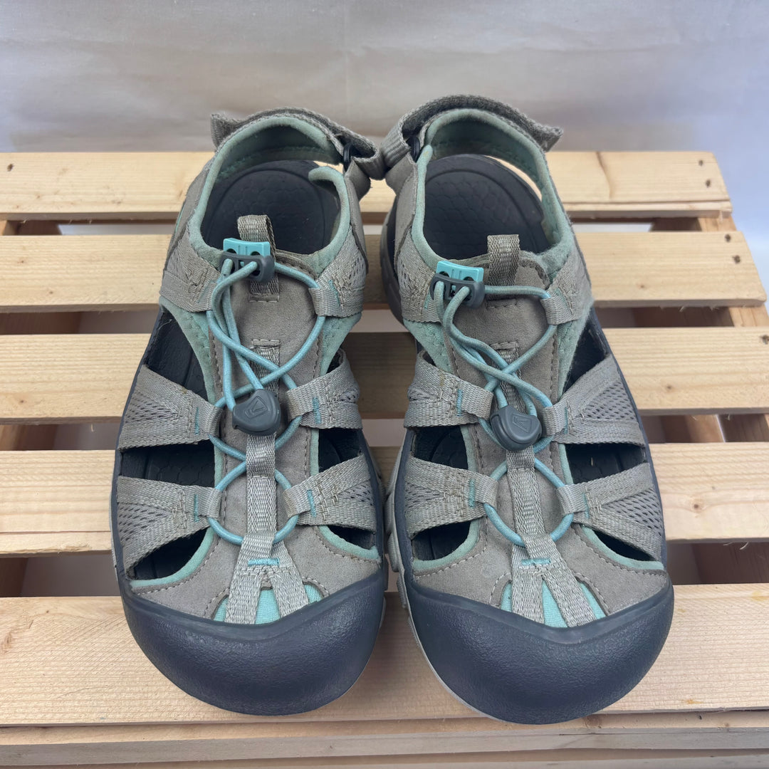 Keen Sandals - Size 8 Women&