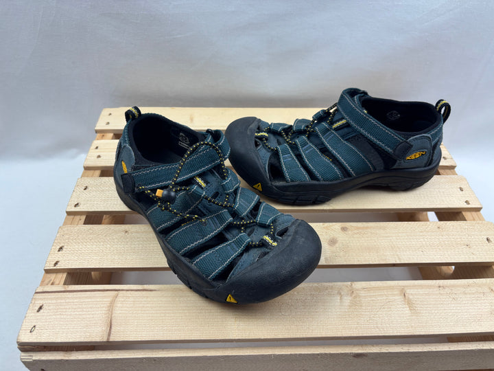 Keen Kids Sandals - Size 2 Youth (34 EU)