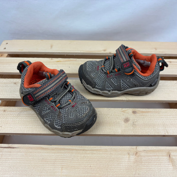 Stride Rite Baby Shoes - Size 4 Toddler (12-18m)
