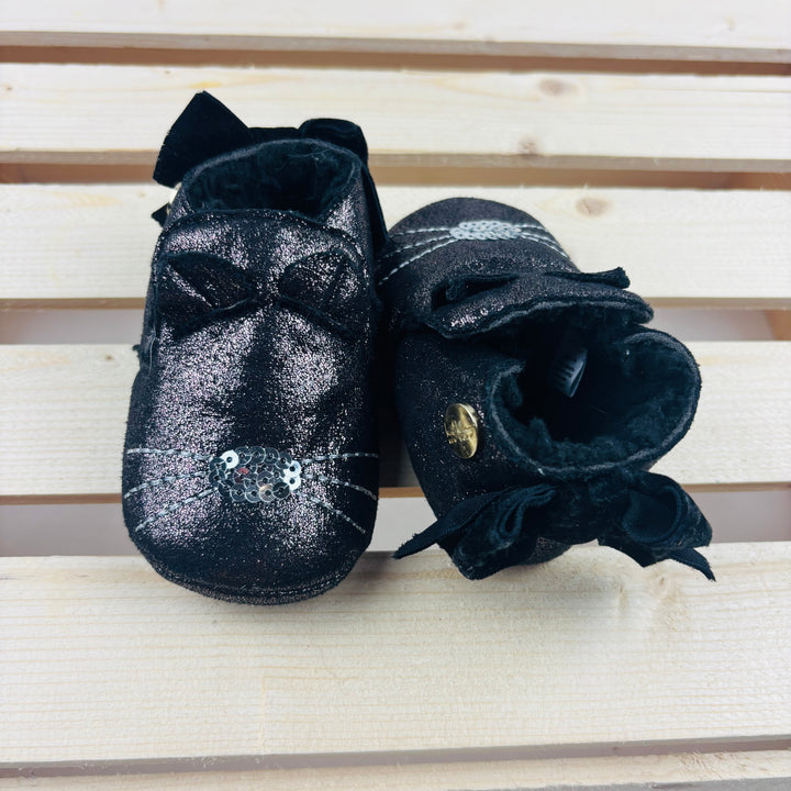 Nicole Miller Slip On Crib Shoes - Size 6-12 Months