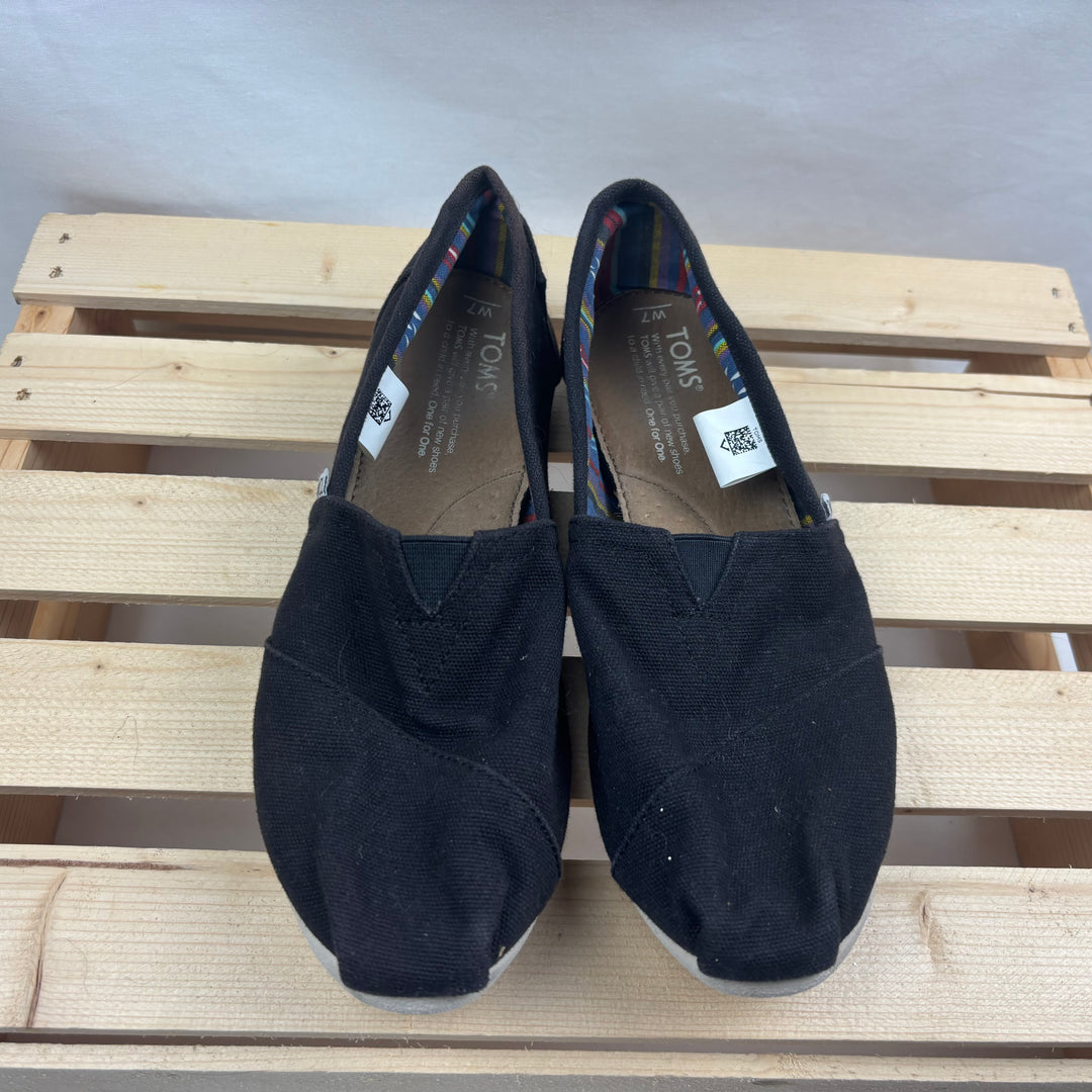 Toms Slip-On Shoes - Size 7 Women (5.5 Youth)