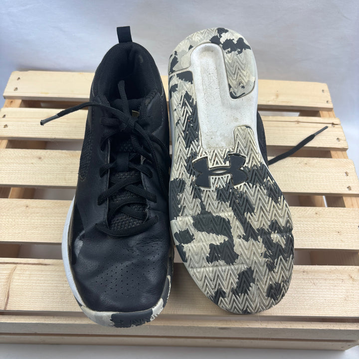 Under Armour Basketball High Top Shoes - Size 4.5 Youth (36.5 EUR)