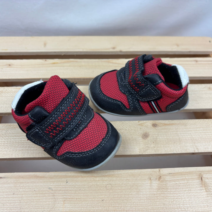 Carters Baby Shoes - Size 3 Toddler (6-12 Months)
