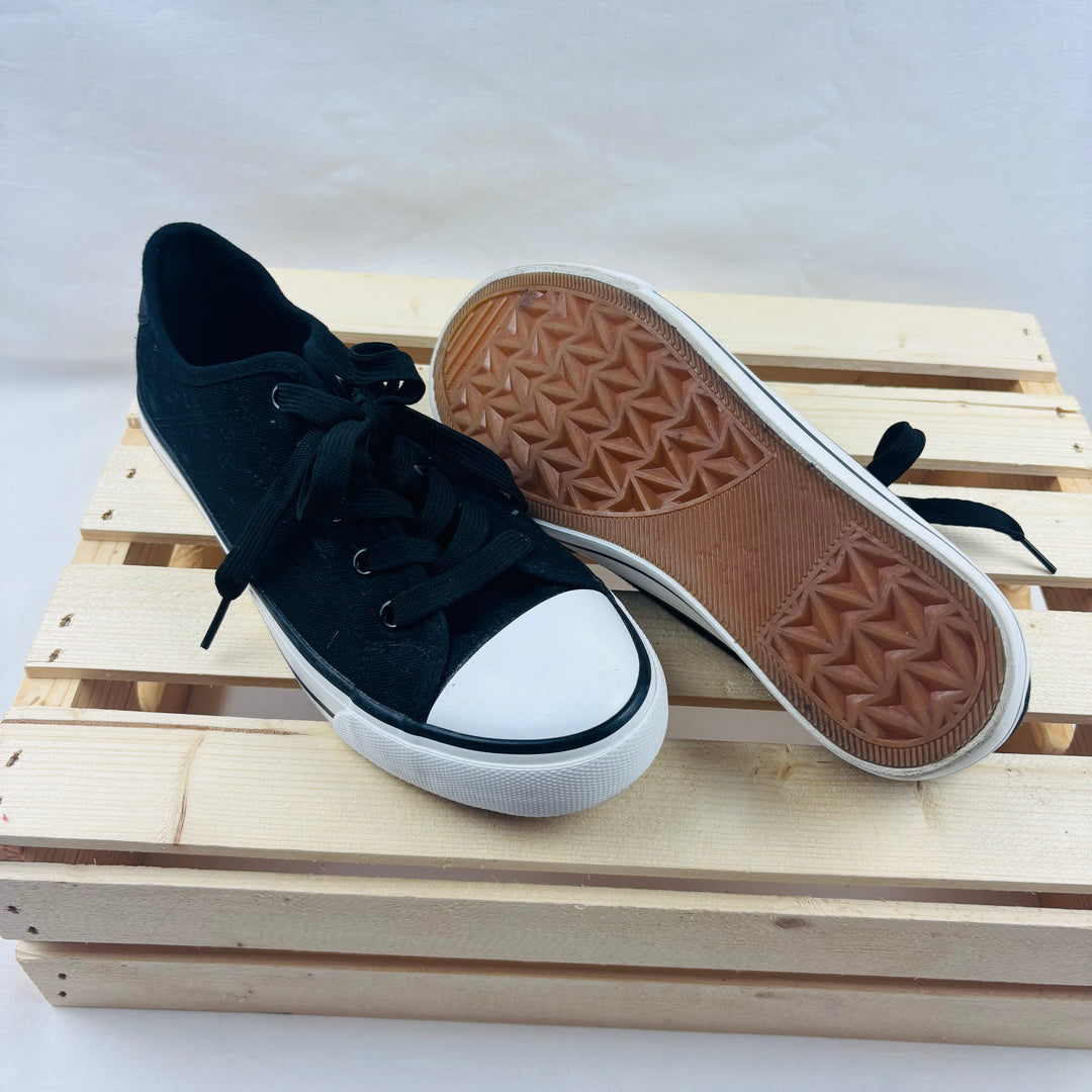 Mountain Warehouse Street Shoes - Size 7 Women's (38 EUR or 5.5 Youth)