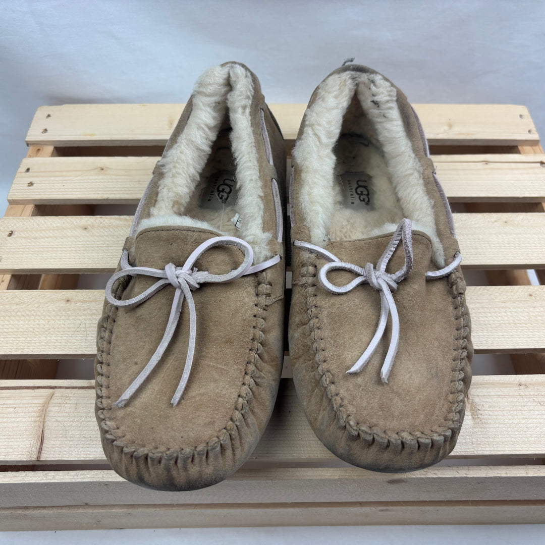 UGG Slippers - Size 8 Women&