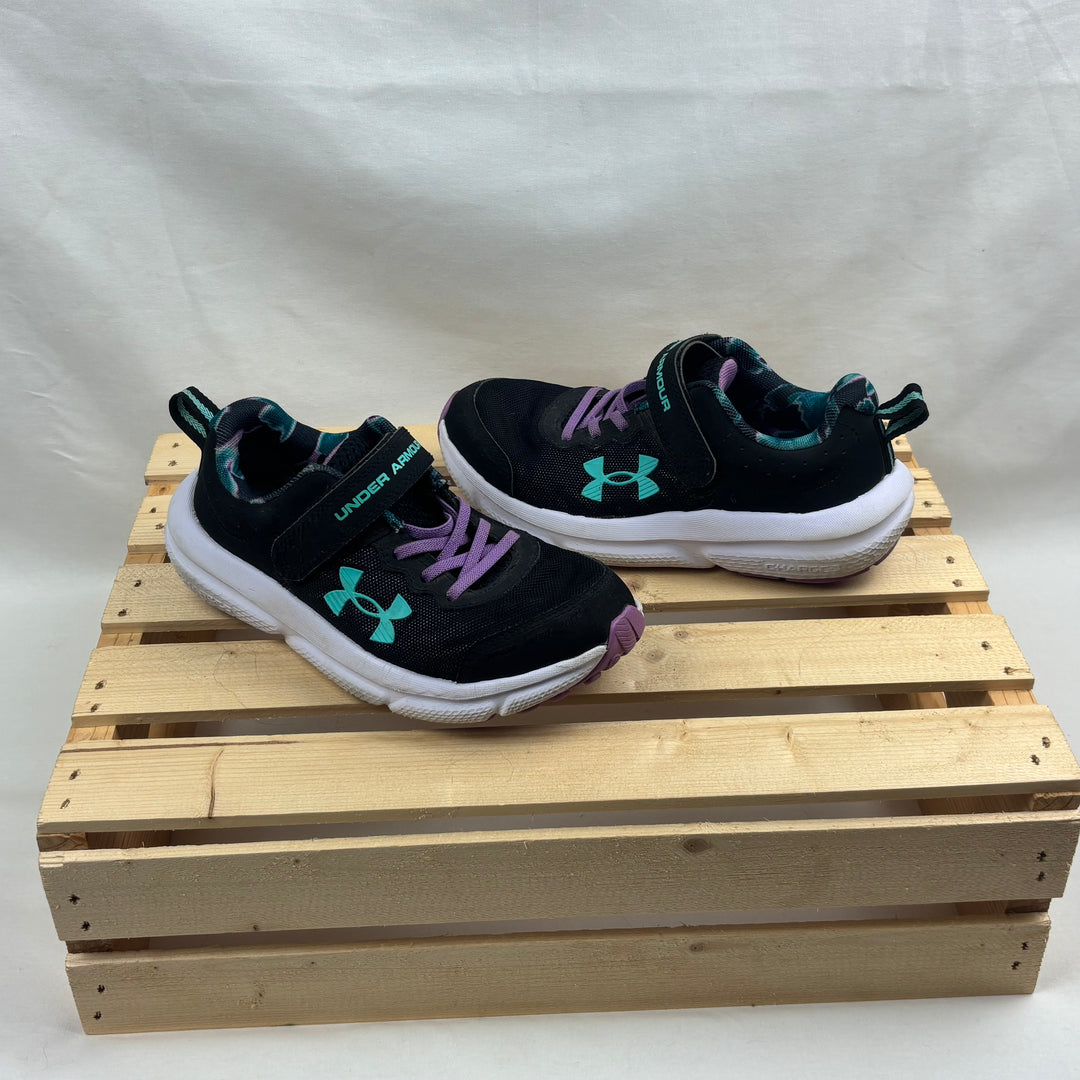 Under Armour Kids Running Shoes - Size 2 Youth