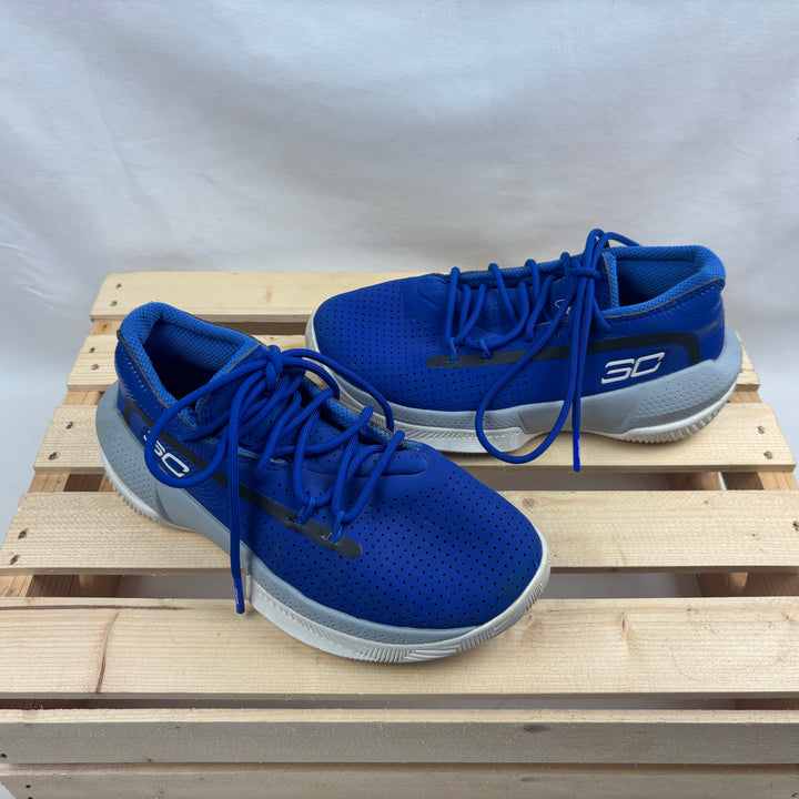 Under Armour Athletic Sneakers - Size 2 Youth