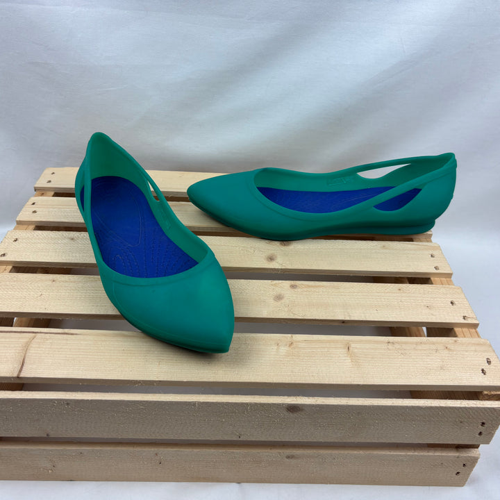Crocs Slip-on Shoes - Size 7 Women&