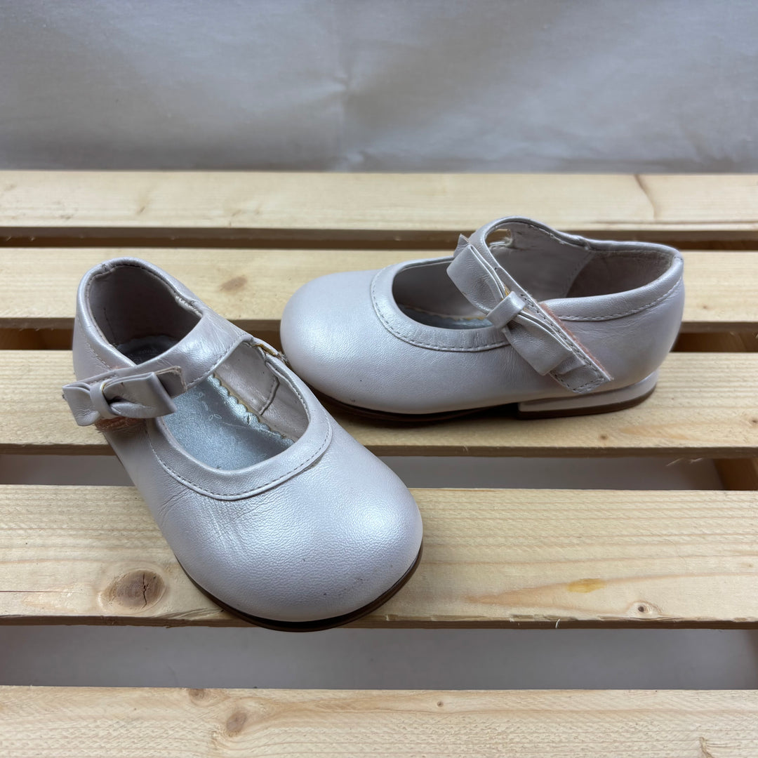 Stride Rite Baby Shoes - Size 4.5 Toddler