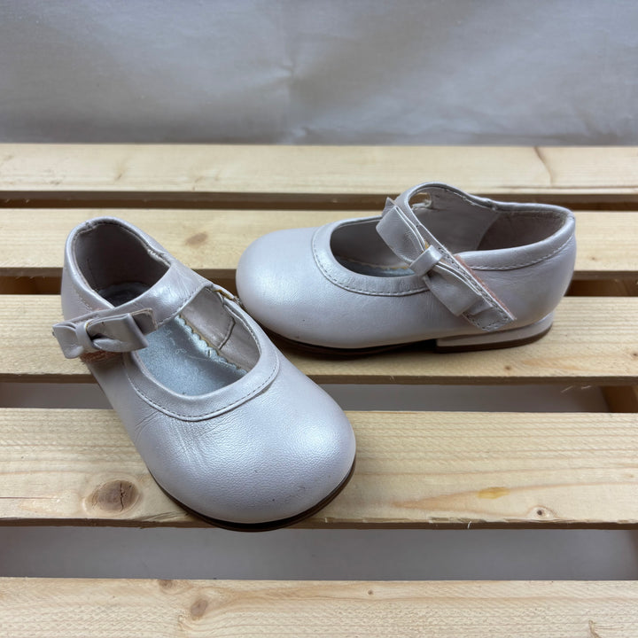 Stride Rite Baby Shoes - Size 4.5 Toddler