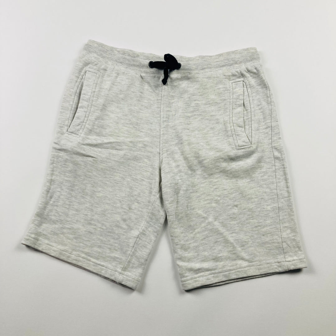 Manguun Shorts - Size Youth Large (10-12Y)