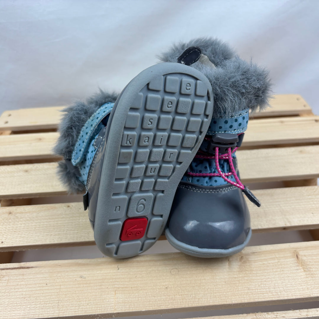 See Kai Run Kids Winter Boots - Size 6 Toddler (22 EU)