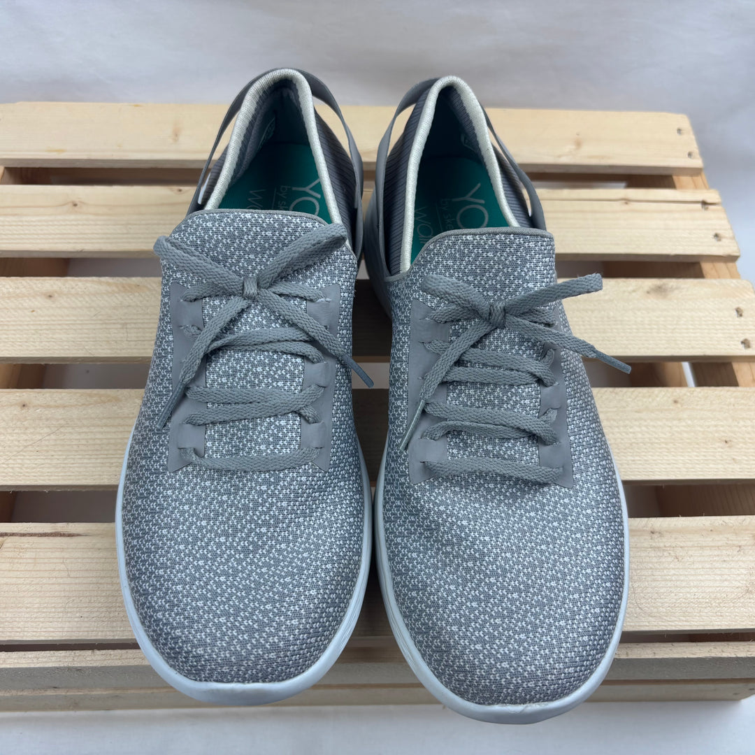 Sketchers Slip Ons - Size 8 Women&